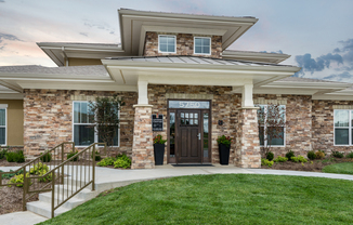 Residences At Prairiefire