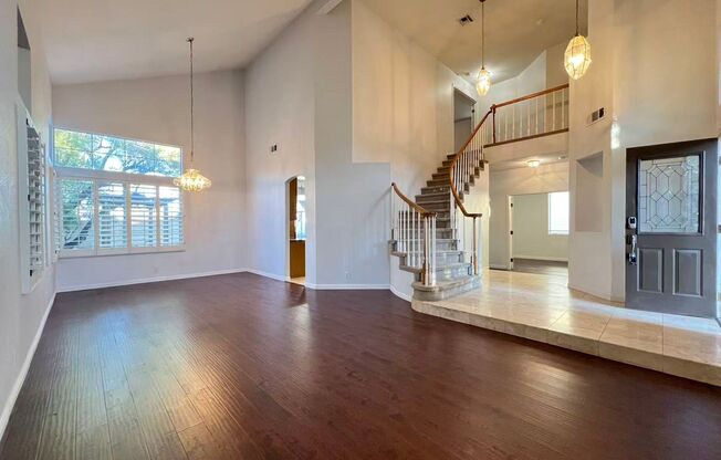 2054 MAJESTIC PEAK DR