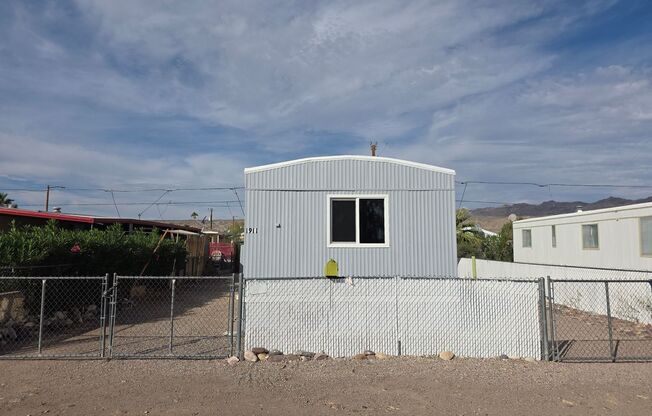 Newly Remodeled 2 bed/2 bath Manufactured Home with covered patio in BHC!