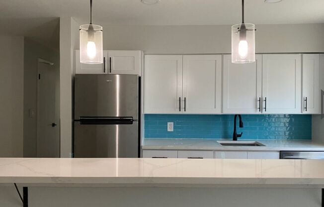 2 beds, 1.5 baths, 850 sqft, $1,835, Unit D06