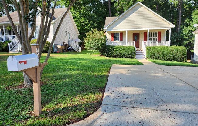 3 Bedroom, 2 Bath Downtown Wake Forest Home!