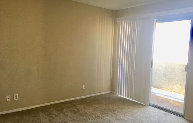 2 beds, 2 baths, $2,400, Unit 302