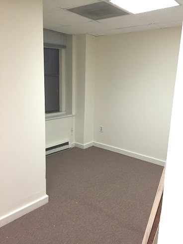 2 beds, 1 bath, 750 sqft, $3,250, Unit G3