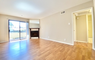 100 N Clark Dr