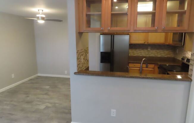 Immaculate one bedroom condo in Mira Mesa / Scripps Ranch Area