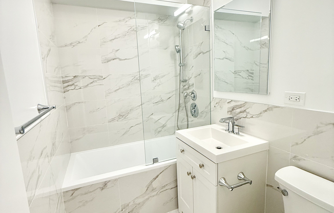 1 bed, 1.5 baths, $6,000, Unit 8A