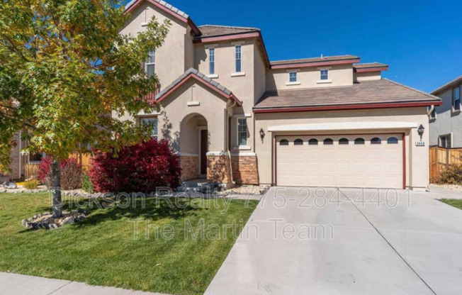 4 beds, 2.5 baths, 2,348 sqft, $2,795