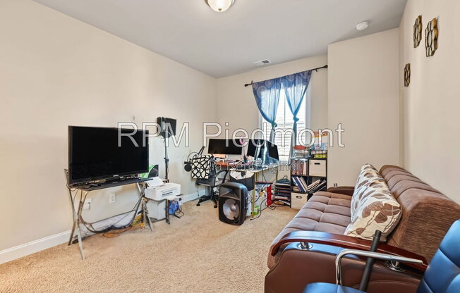 4 beds, 3.5 baths, 2,941 sqft, $4,200