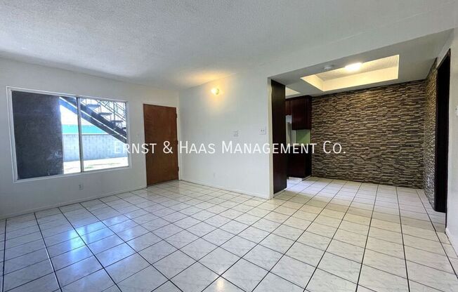 4623 E COMPTON BLVD