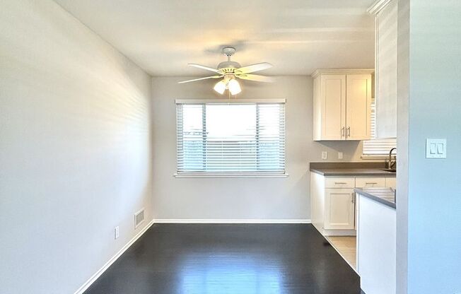 Top floor 2 bed/1 bath Apartment with Garage Parking Available NOW!