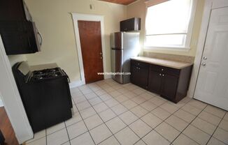 2 beds, 1.5 baths, $1,195, Unit #1