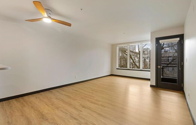 1 bed, 1 bath, 634 sqft, $2,445, Unit 511