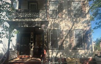 37 Hotchkiss St