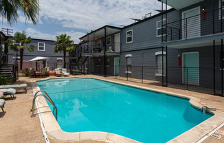 2 beds, 2 baths, $1,166, Unit 209