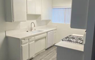 2 beds, 2 baths, $2,338, Unit 107