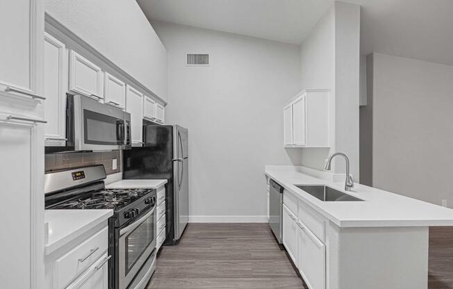 2 beds, 2 baths, 1,052 sqft, $1,605