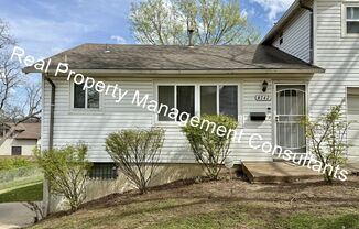 Charming 2 Bedroom Duplex