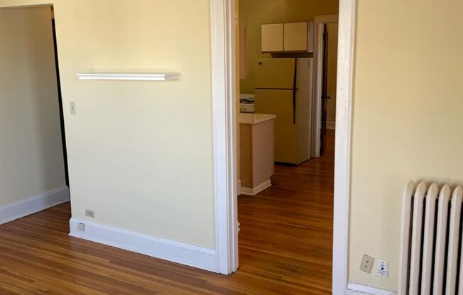 1 bed, 1 bath, 600 sqft, $999, Unit 205
