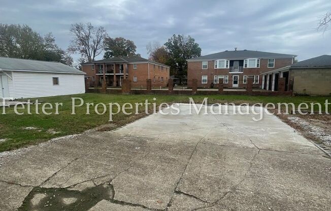 3 beds, 2 baths, $1,550