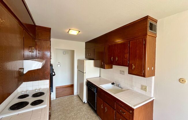 375 Van Buren Avenue