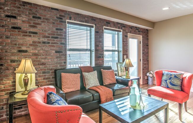 1 bed, 1 bath, 770 sqft, $1,495, Unit 19119 Unit 103 A770 Includes Garage