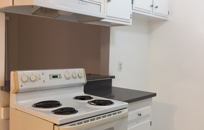1 bed, 1 bath, 590 sqft, $1,625, Unit 04