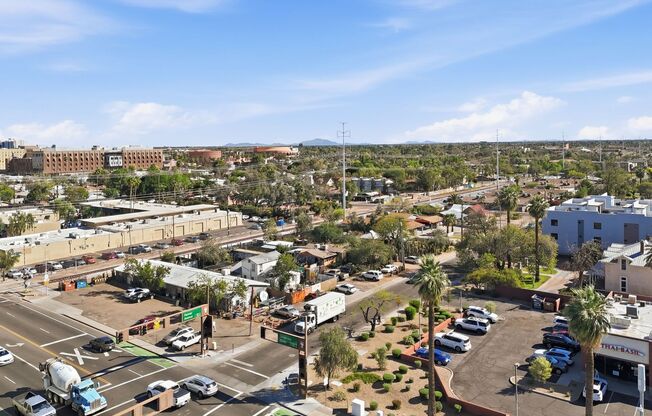 Elevate Your Urban Experience! Move in before the end of the month and get 10 weeks FREE Rent!