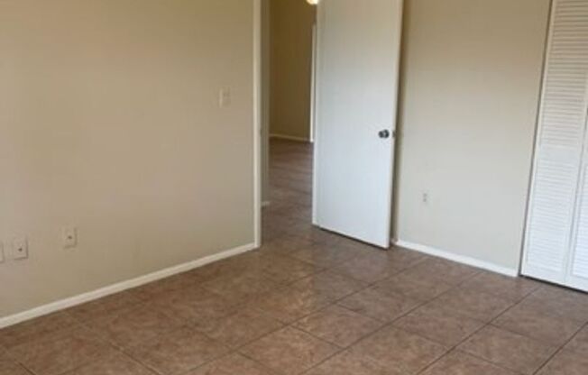 1 bed, 1 bath, $1,495, Unit 1215 SE 46th Lane #E