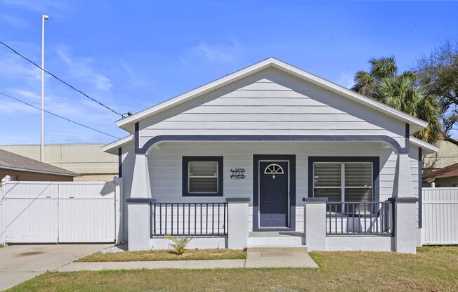 Ditch the Dorm – This Is How Tampa Lives