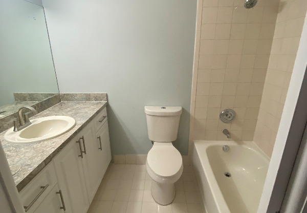 6370 W 27 CT