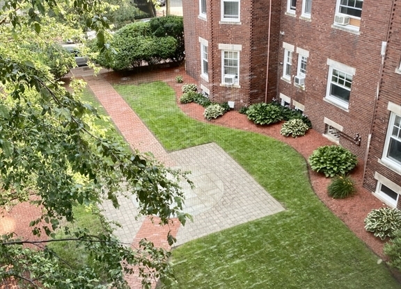 1 bed, 1 bath, 673 sqft, $3,350, Unit 39