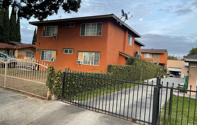 6210 PROSPECT AVE