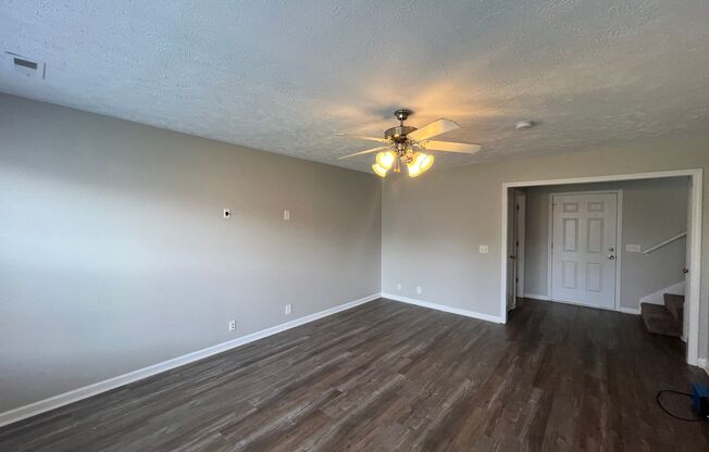 Available Now! *Half Off 1st Month's Rent!* 3 Bedroom 2.5 Bath Home in Lavergne - Lake Forest