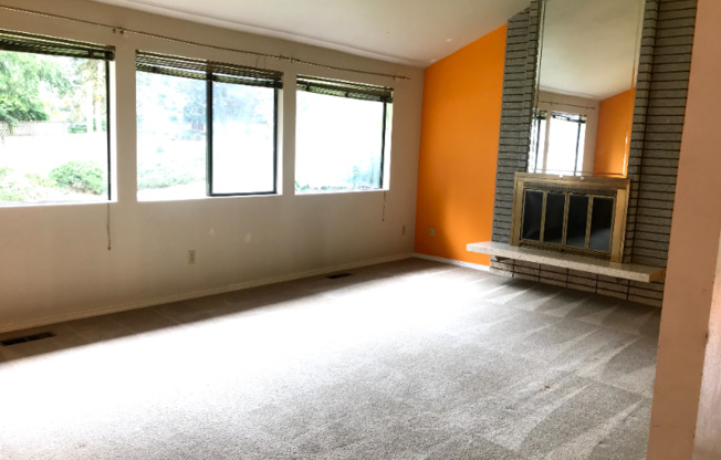 14112 NE 62 ST