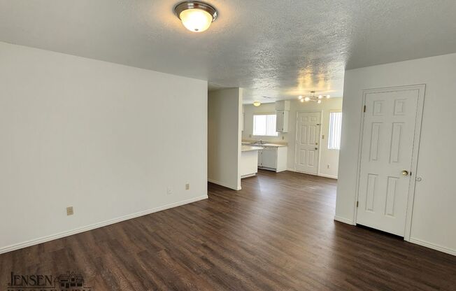 2 beds, 1 bath, $1,575