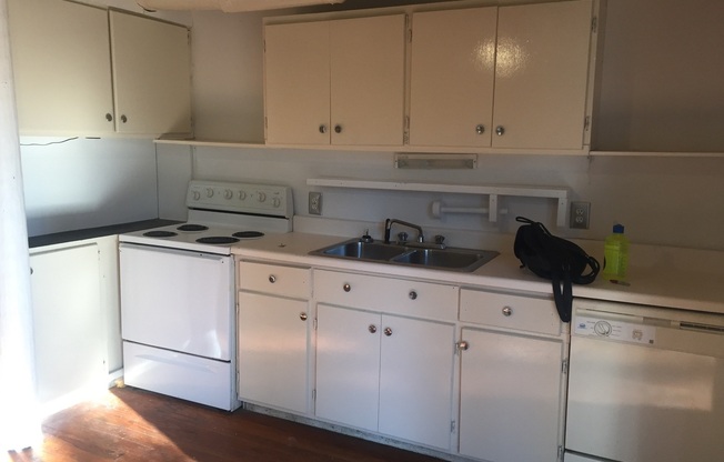 Unique & Affordable 2 Bedroom on Eastside - Available NOW!