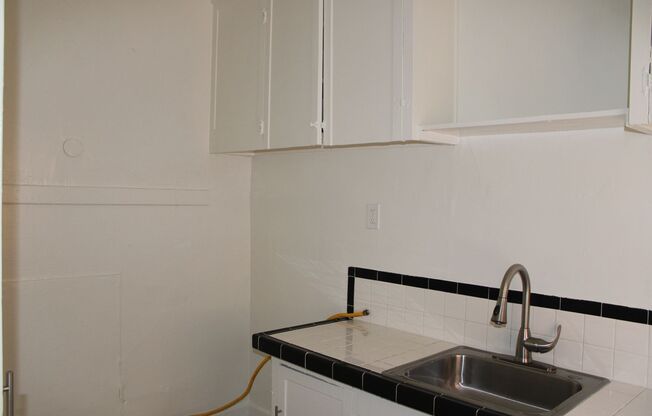 Studio, 1 bath, $1,395