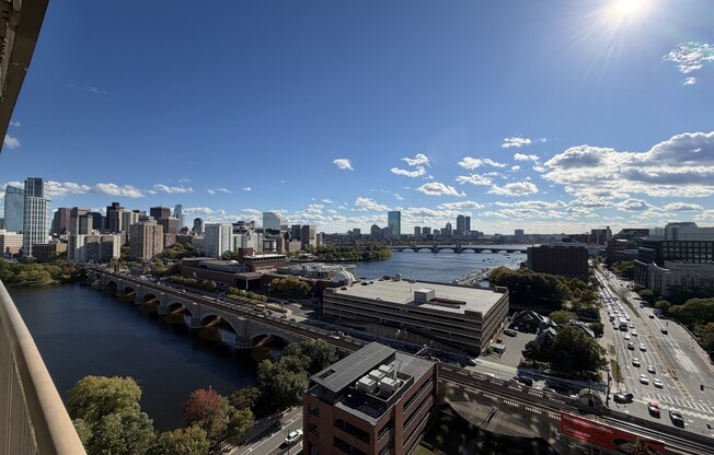 1 bed, 1 bath, 663 sqft, $3,500, Unit 1908