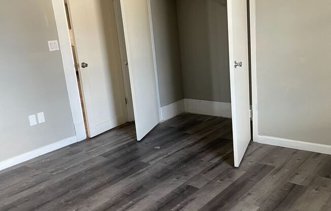 Oak Tree Apartments