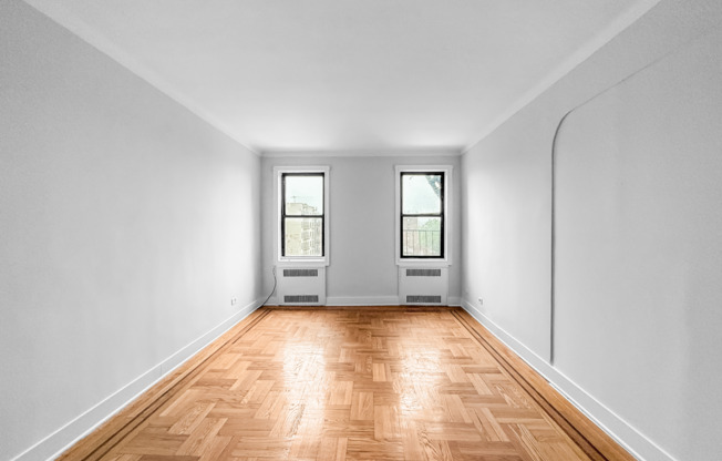 1685 E 5 ST