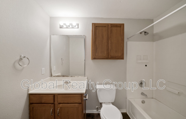 216 ANVIL PL