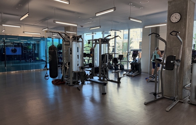 1 bed, 1 bath, 612 sqft, $3,800, Unit 27G