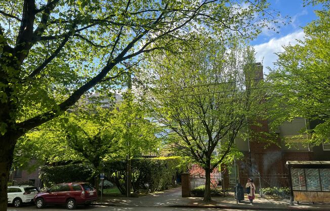 2 beds, 1 bath, 788 sqft, $2,395, Unit 102