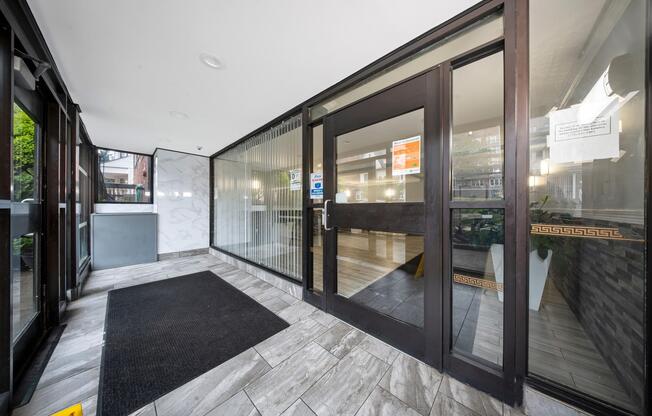 720 E 31 ST