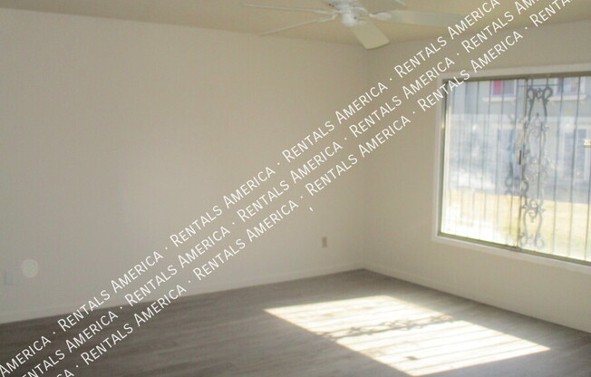 2645 W HIGHLAND AVE
