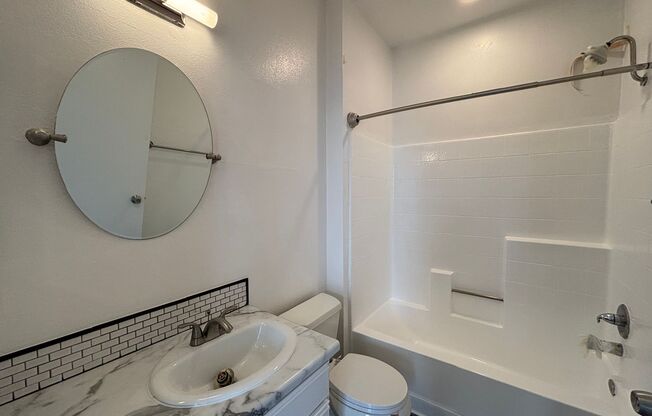 2 beds, 2 baths, 1,100 sqft, $1,998, Unit 301