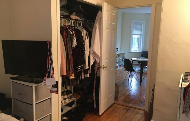 212 Hemenway St, Boston MA 1