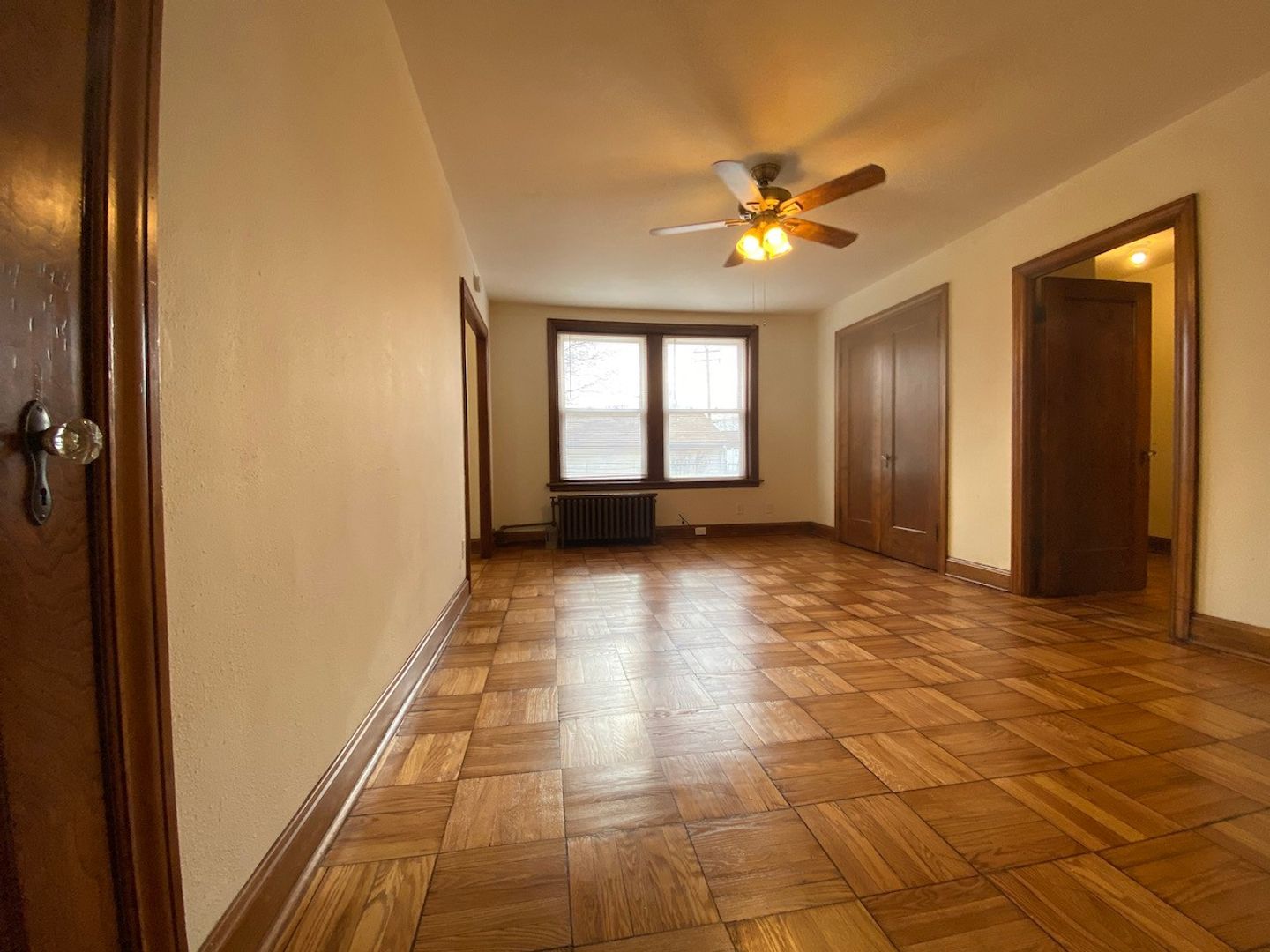 Studio, 1 bath, 400 sqft, $805, Unit 116