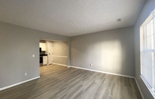 2 beds, 1 bath, $1,350