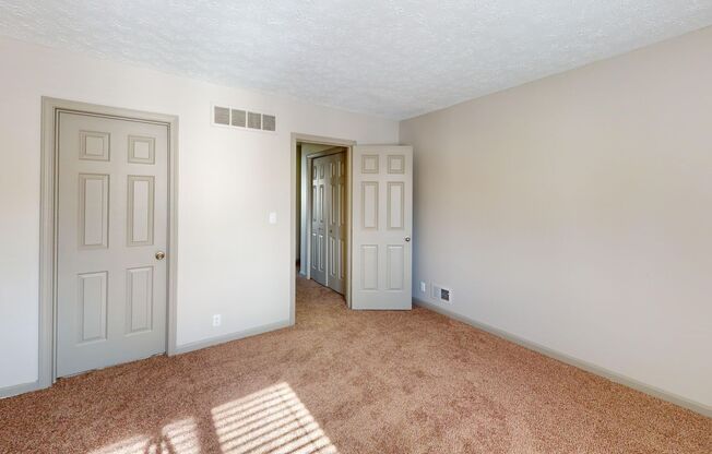 3 beds, 2 baths, 1,490 sqft, $1,850, Unit 11300 OSC